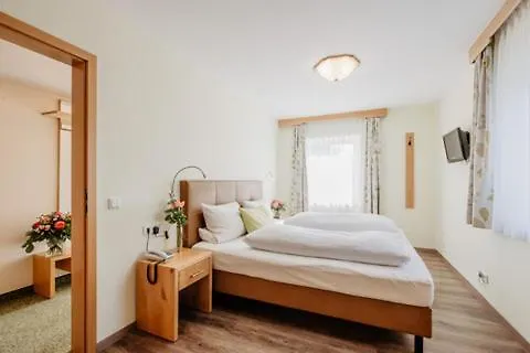 Garni Vier Jahreszeiten