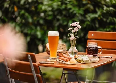 Garni Vier Jahreszeiten 3*