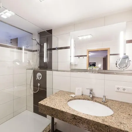 Garni Vier Jahreszeiten Hotel