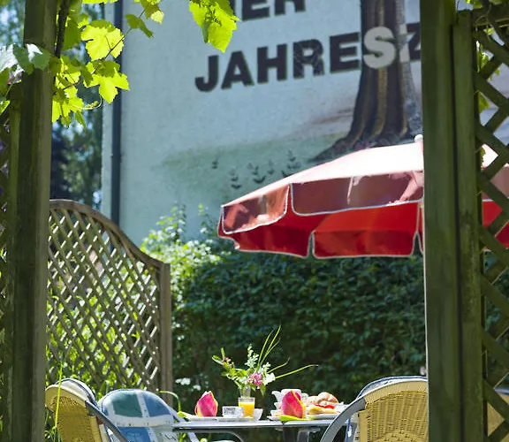Garni Vier Jahreszeiten