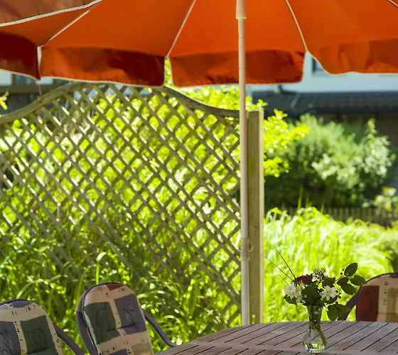 Готель Garni Vier Jahreszeiten