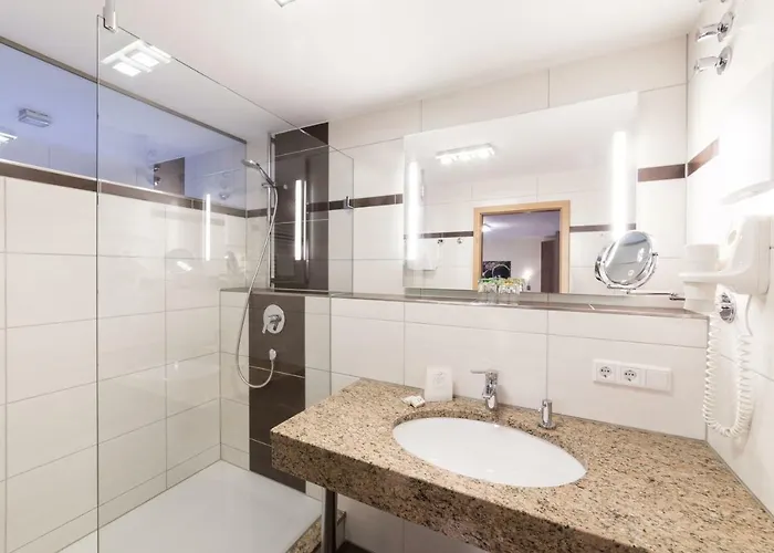 Garni Vier Jahreszeiten Готель